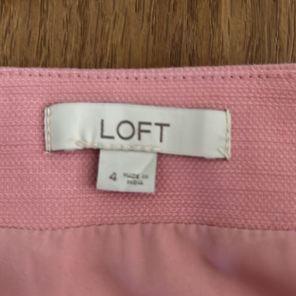 Loft embroidered skirt, Sz 4 - Picture 3 of 5